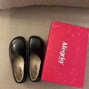 Alegria New In Box Size 7-7.5